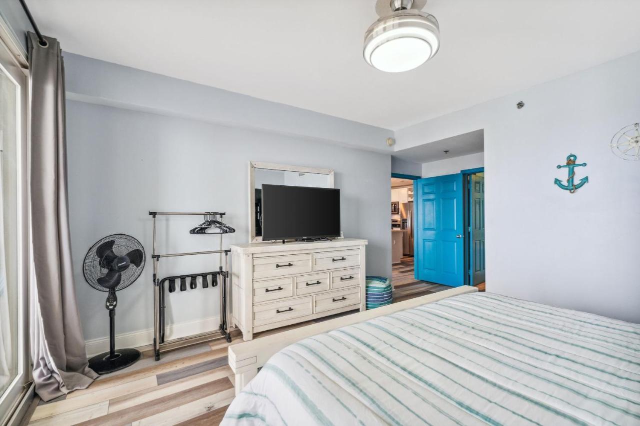 Eternal Waters At Laketown Wharf #1221 By Nautical Properties Vacation Rentals Panama City Beach Eksteriør billede